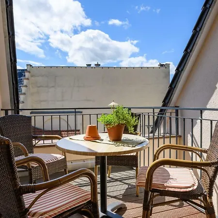 Talstation Kabine 20 / Innenstadt, 2 Schlafzimmer, Terrasse Ruedesheim am Rhein Exterior photo