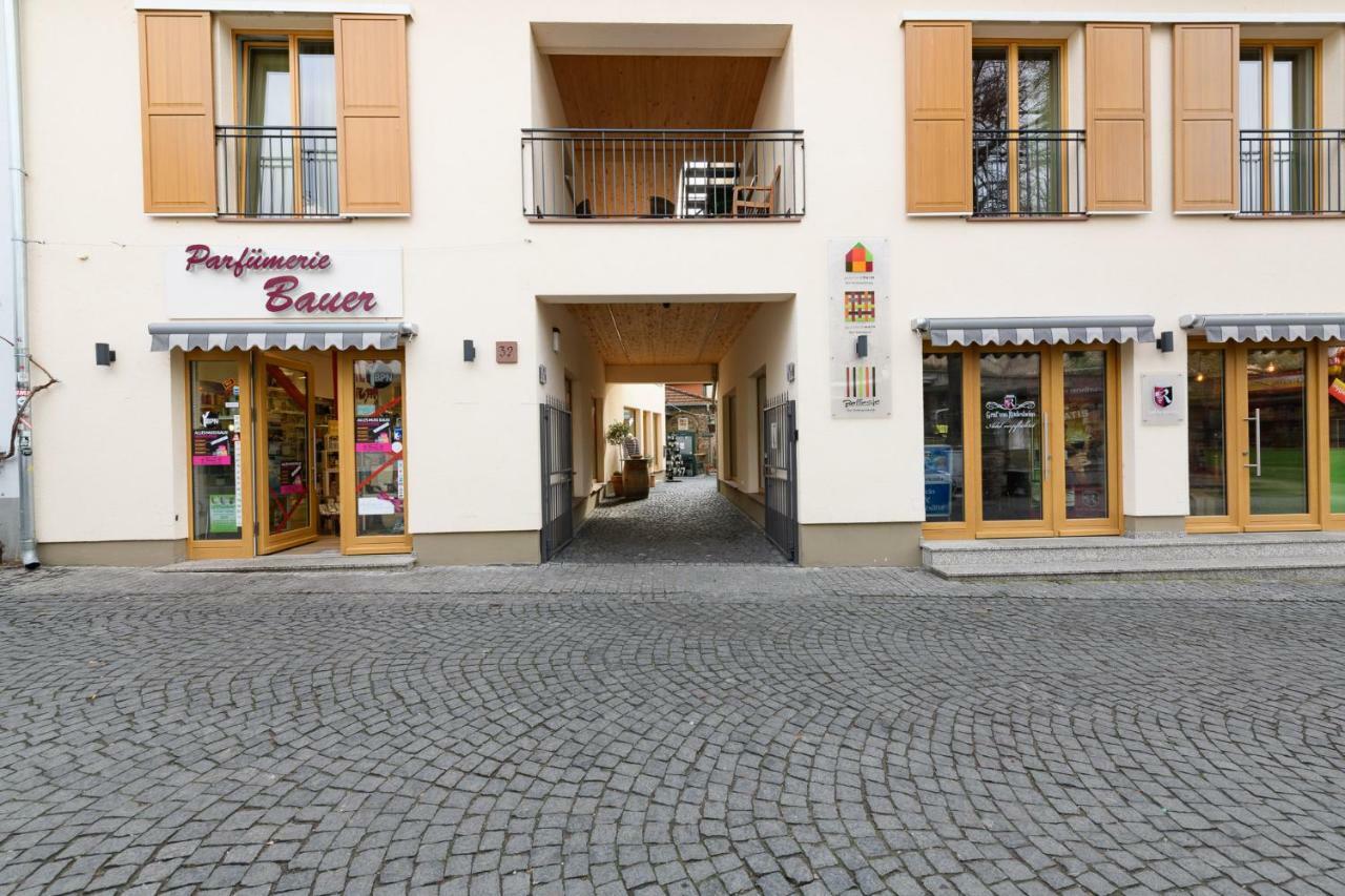 Talstation 20 / Innenstadt, 2 Schlafzimmer, Terrasse * Ruedesheim am Rhein